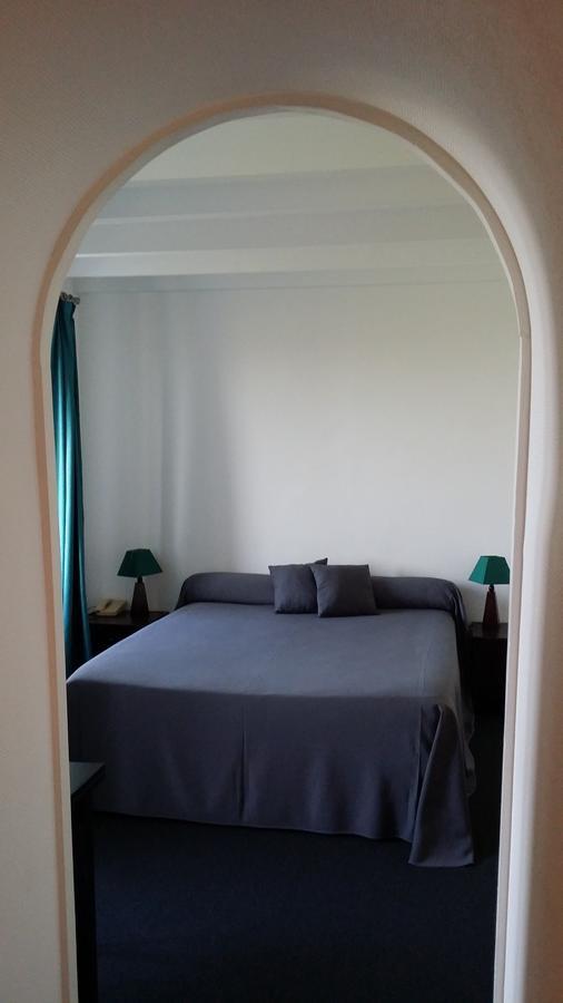 La Roche Du Marais Hotel 2*