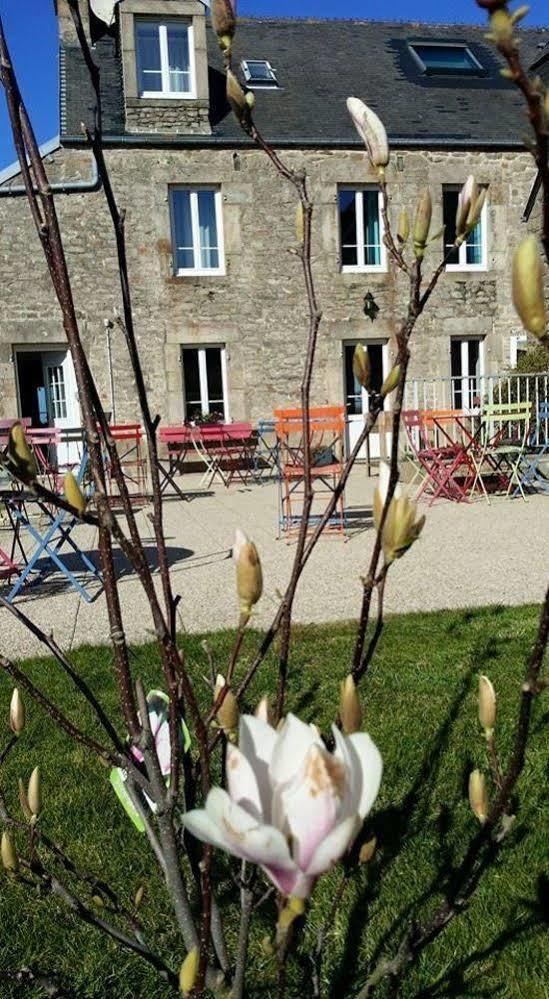 Hotel La Roche Du Marais