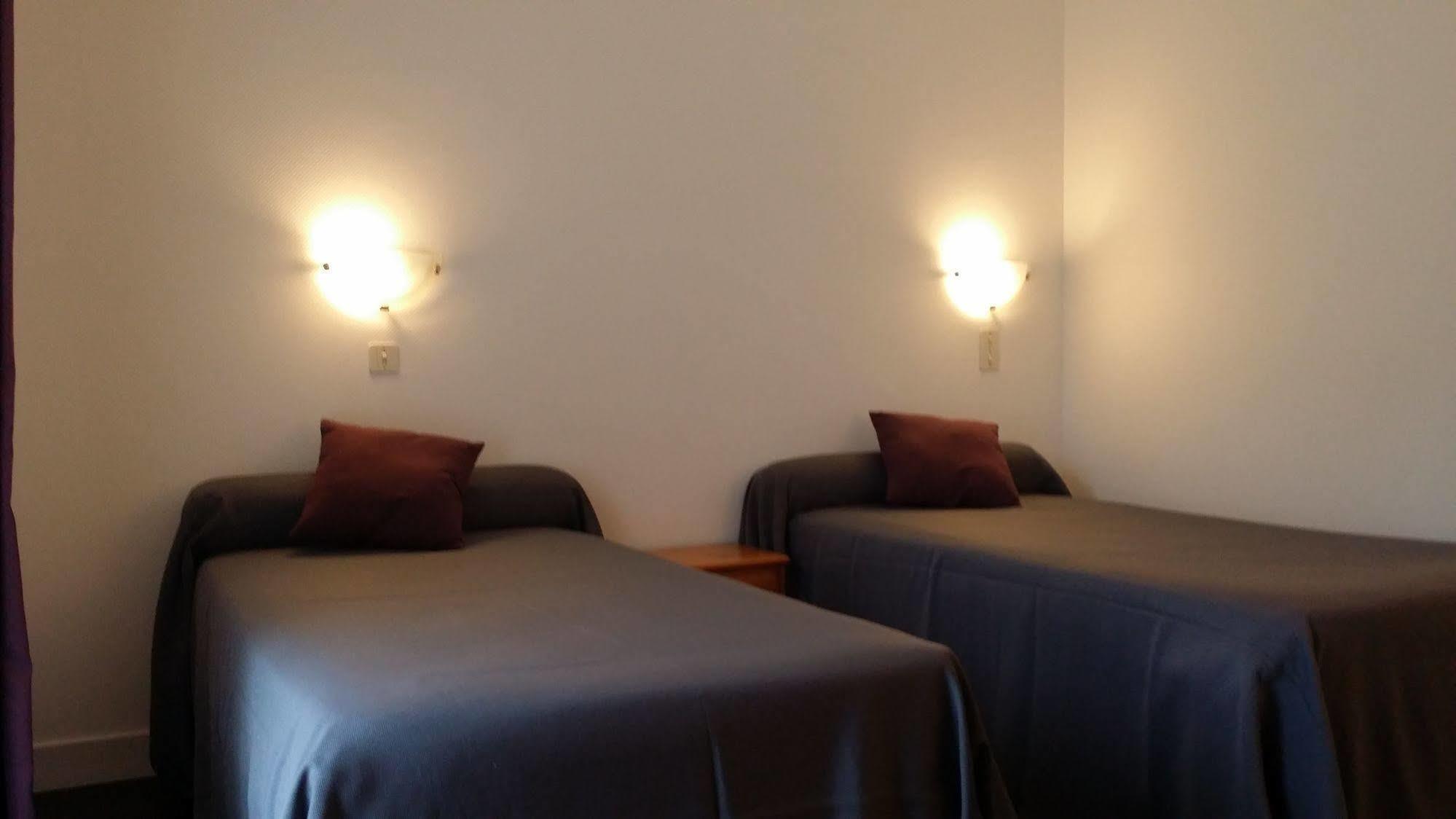 Hotel La Roche Du Marais
